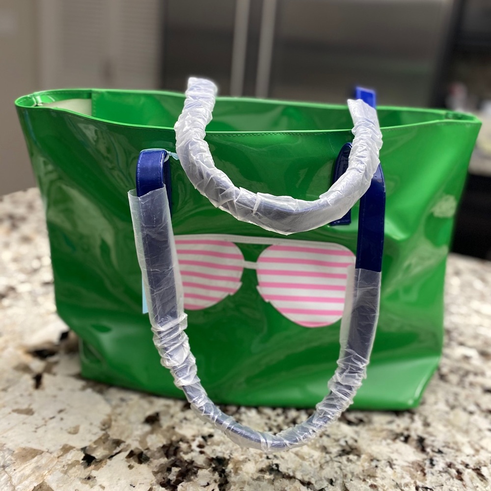 RHONJ MARGARET JOSEPHS BEACH TOTE